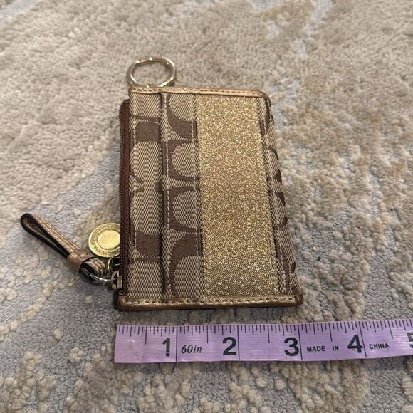 COACH gold stile Signature Coin Purse in like new condition - Picture 9 of 9